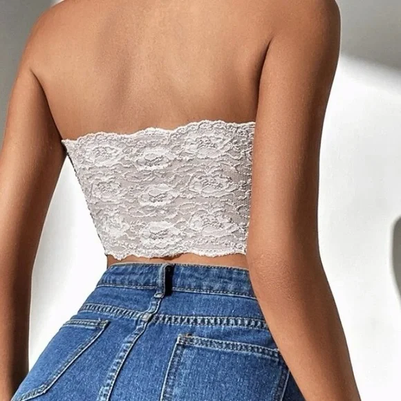 White full lace floral tank top - Picture 2 of 2